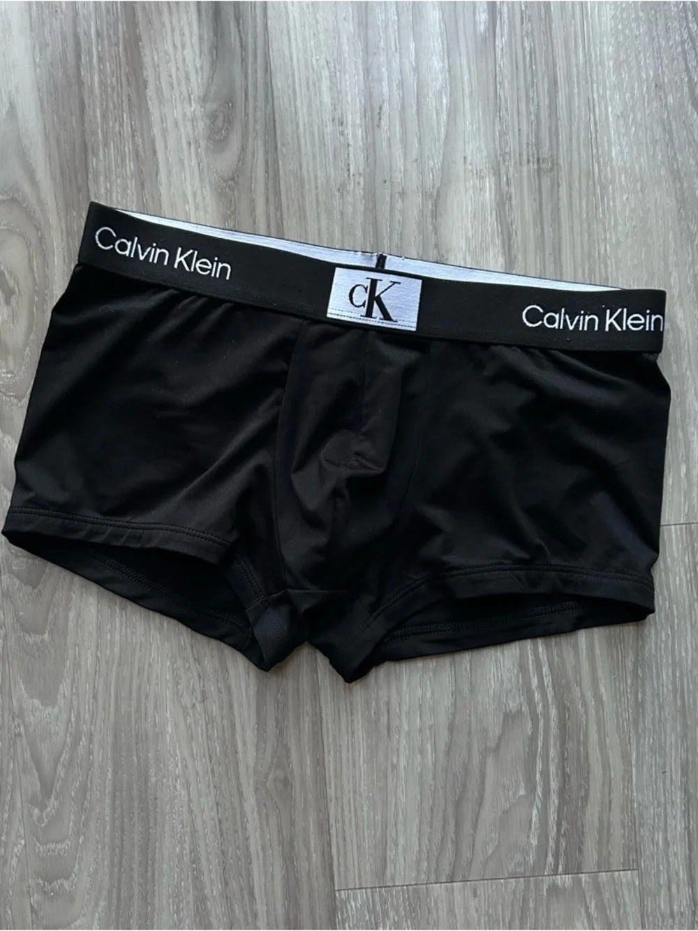 Calvin Klein | 1996 Low Rise Trunk in solid Black (Small)